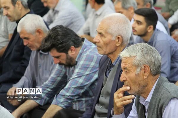 اقامه نماز جمعه در شهرستان قدس