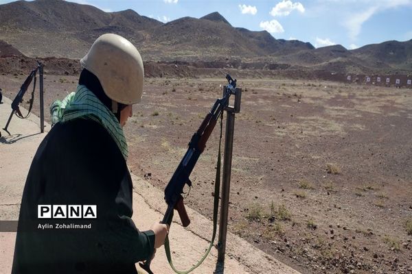 آموزش یگان بسیج و میدان تیر شهرستان رباط‌کریم