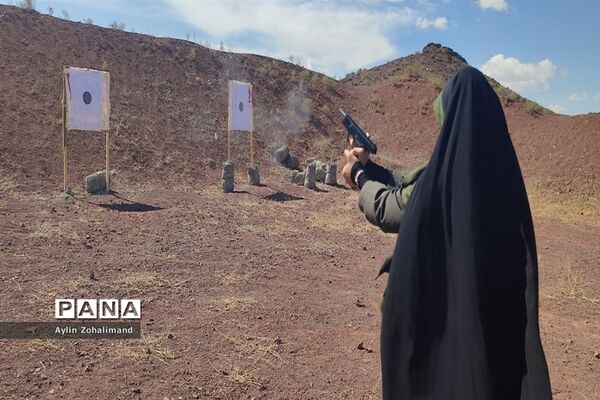 آموزش یگان بسیج و میدان تیر شهرستان رباط‌کریم