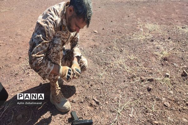 آموزش یگان بسیج و میدان تیر شهرستان رباط‌کریم