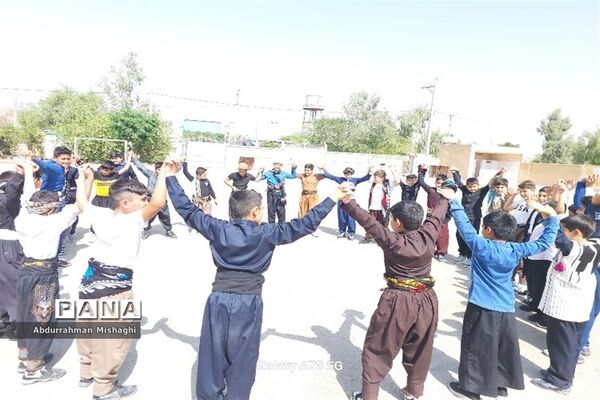 برگزاری روز روستا و عشایر در مدارس اندیمشک