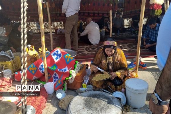 برگزاری نمایشگاه صنایع‌دستی و محصولات روستایی و عشایری در مصلی امام خمینی (ره)