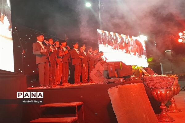 برگزاری اولین جشنواره تجربه محور برداشت پسته در احمد‌آباد اردکان