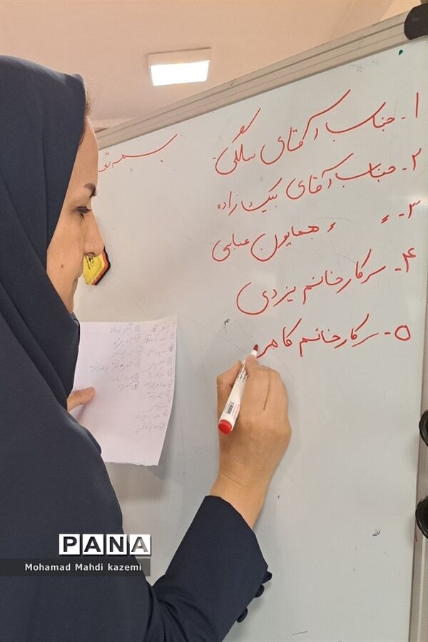 انتخابات انجمن اولیا و مربیان مجتمع آموزشی سروش