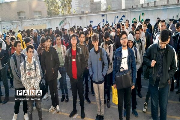 زنگ مقاومت در مدارس تبریز