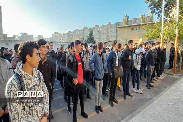 زنگ مقاومت در مدارس تبریز