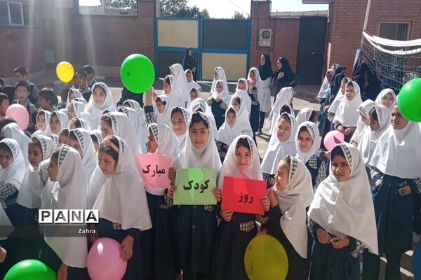 جشن روز کودک با رایحه قرآنی در آموزشگاه جاوه حق‌بخش جوادآباد