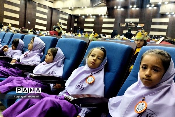 جشن غنچه‌ها در فرهنگسرای بعثت صفادشت