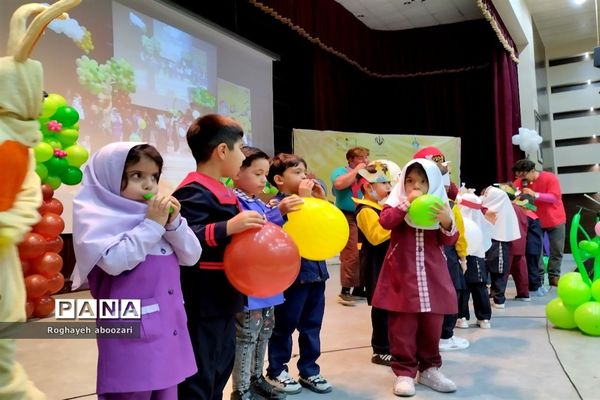 جشن غنچه‌ها در فرهنگسرای بعثت صفادشت