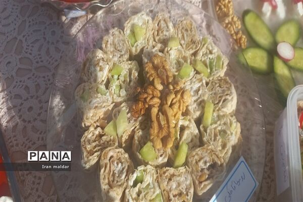 جشنواره صبحانه سالم در دبستان لطیفه