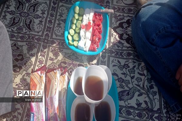 جشنواره صبحانه سالم در دبستان لطیفه
