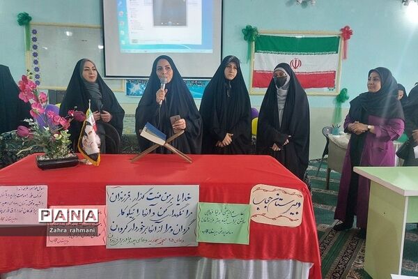 جلسه اولیا و مربیان در دبیرستان حجاب ناحیه ‌یک شهرری