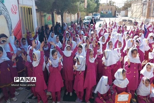 نواختن زنگ همبستگی با مردم مظلوم فلسطین در شهرستان فاروج