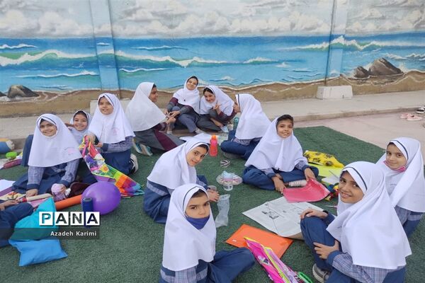 روز جهانی کودک و ساخت بادبادک آرزوها در دبستان شاهد نیک‌اندیشان ناحیه یک