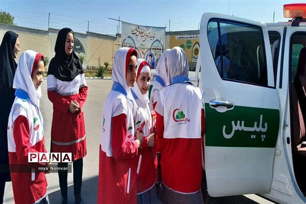 تجلیل به‌مناسبت هفته نیروی انتظامی شهرستان مانه وسملقان