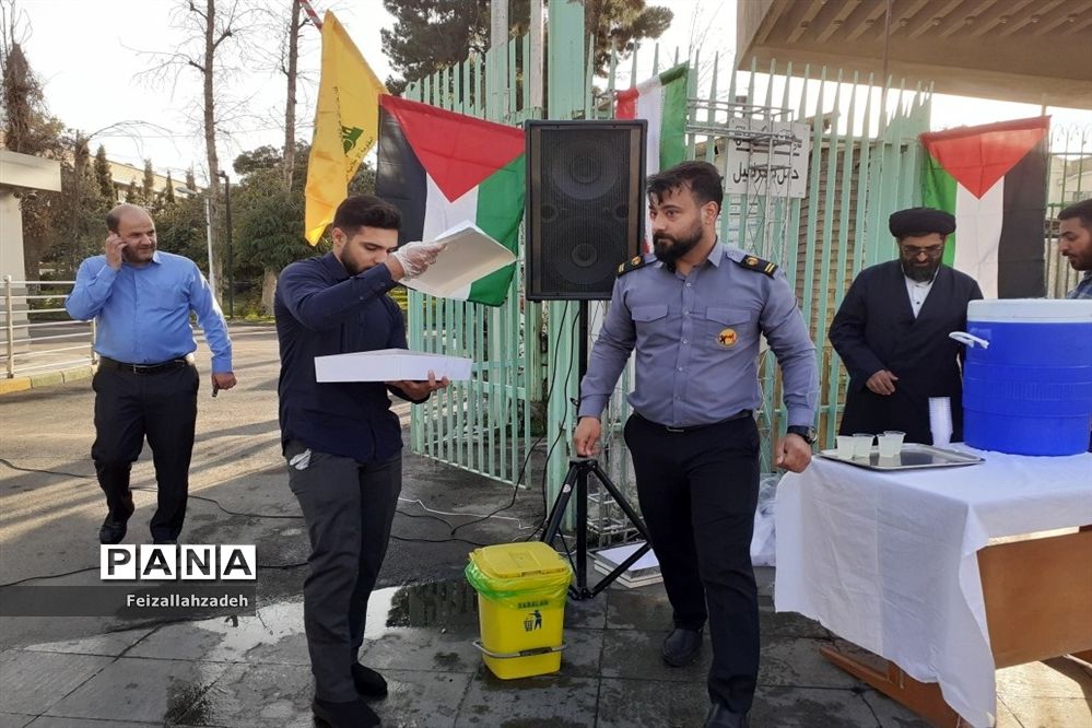 جشن و شادی مردم تهران در خیابان‌ها برای مقاومت فلسطین