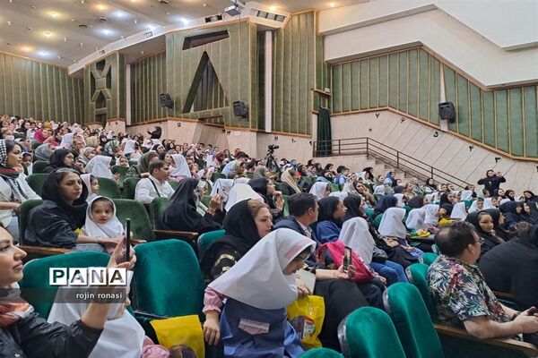 جشن غنچه‌ها در کانون فرهنگی تربیتی سلمان