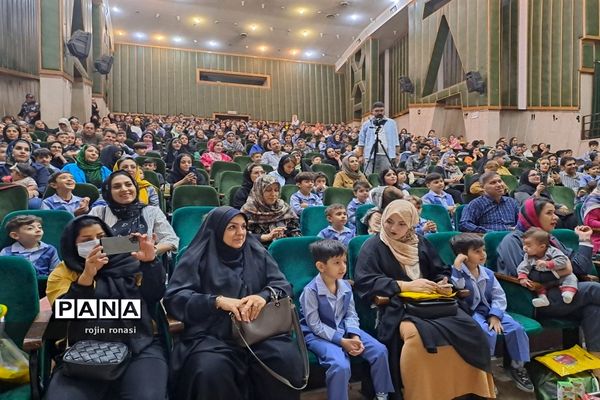 جشن غنچه‌ها در کانون فرهنگی تربیتی سلمان