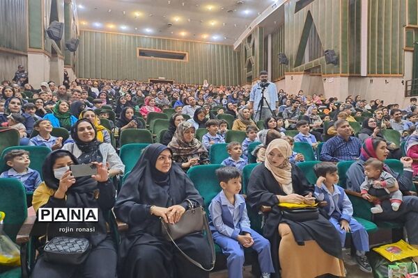 جشن غنچه‌ها در کانون فرهنگی تربیتی سلمان