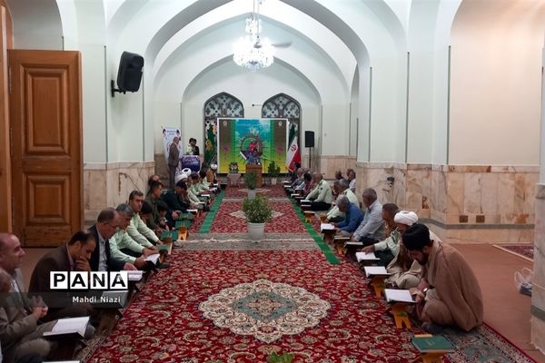 محفل انس با قرآن کریم در هفته نیروی انتظامی در کاشمر