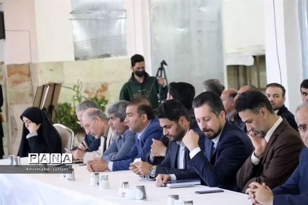 جلسه شورای اداری شهرستان تبریز