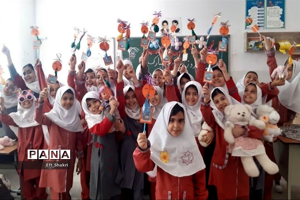 روز جهانی کودک در آموزشگاه ریاحین ناحیه یک یزد