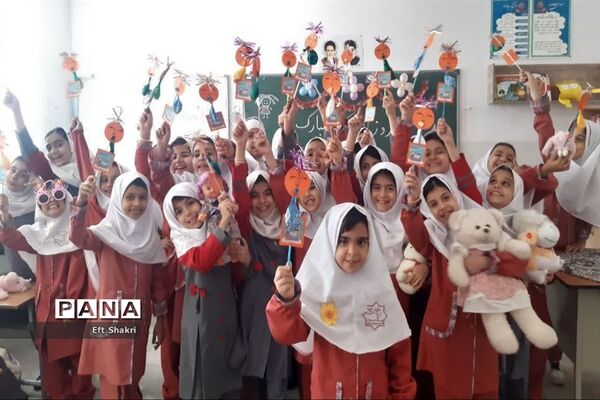 روز جهانی کودک در آموزشگاه ریاحین ناحیه یک یزد