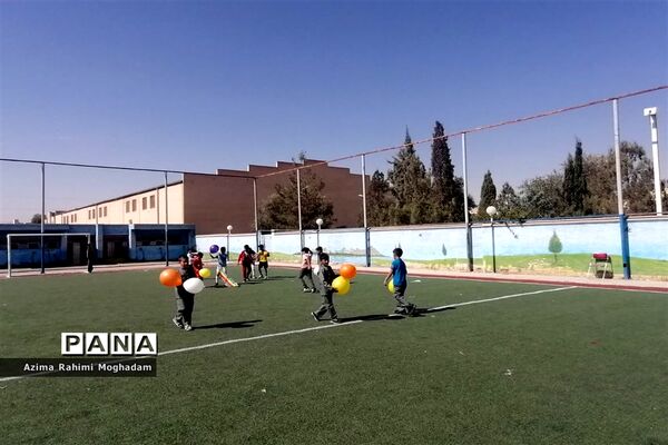 جشن روز جهانی کودک در آموزشگاه پسرانه حافظ یک ناحیه یک