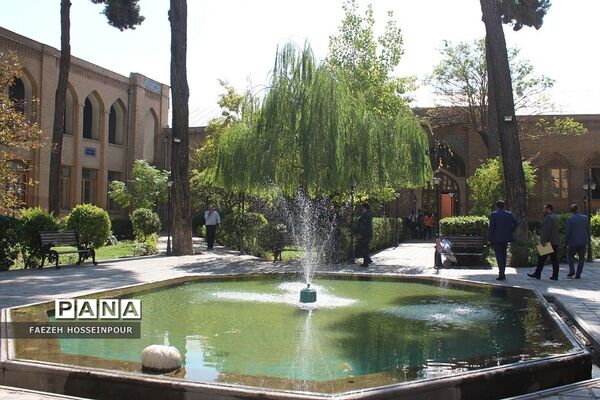 بازدید معاونان پرورشی شهرستان‌های استان تهران از مدرسه دارالفنون