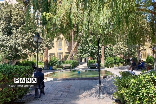 بازدید معاونان پرورشی شهرستان‌های استان تهران از مدرسه دارالفنون