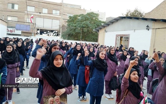 نواختن زنگ همبستگی در شهرستان مانه و سملقان/فیلم