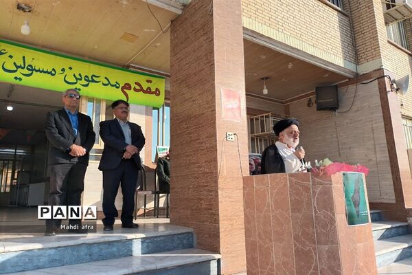 نواخته شدن زنگ همبستگی با مردم فلسطین در دبیرستان شاهد باقرالعلوم (ع) بهبهان