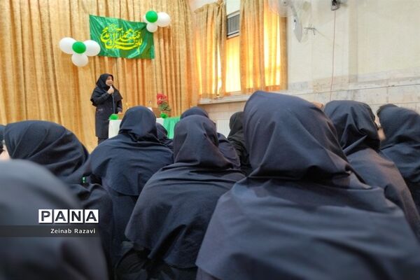 جشن میلاد پیامبر اکرم(ص) و امام جعفر صادق(ع) در دبیرستان شهیده حسنی سعدی