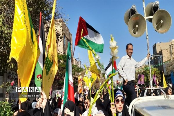 کاروان نمادین ورود حضرت معصومه(س) به قم