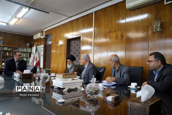 آیین امضای تفاهم‌نامه بین جمعیت مبارزه با استعمال دخانیات ایرانیان و اداره‌کل آموزش و پرورش شهر تهران