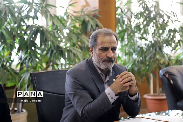 آیین امضای تفاهم‌نامه بین جمعیت مبارزه با استعمال دخانیات ایرانیان و اداره‌کل آموزش و پرورش شهر تهران