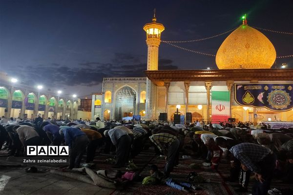 دیدار‌عمومی رئیس‌جمهور‌ی با‌ مردم‌ مهمان‌نواز‌شیراز