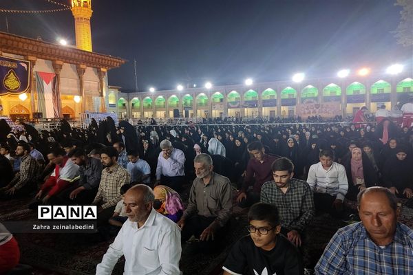 دیدار‌عمومی رئیس‌جمهور‌ی با‌ مردم‌ مهمان‌نواز‌شیراز