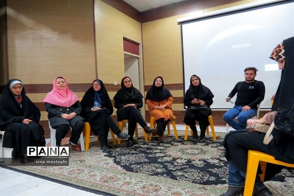 کارگاه فلسفه کودک در کانون ریحانه شهرستان بجنورد