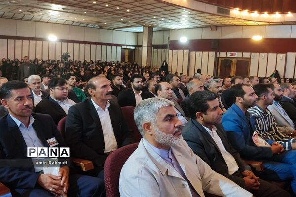 نشست وزیر آموزش و پرورش با فرهنگیان استان فارس