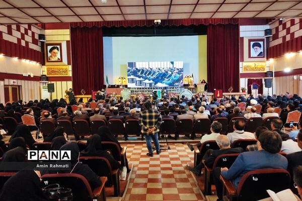 نشست وزیر آموزش و پرورش با فرهنگیان استان فارس