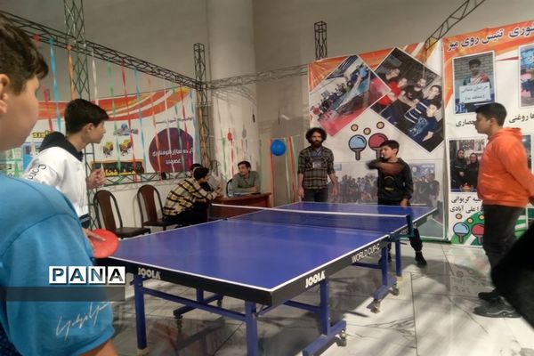 بازدید عموم مردم از نمایشگاه کانون پرورش فکری کودکان و نوجوانان  شهرستان بجنورد