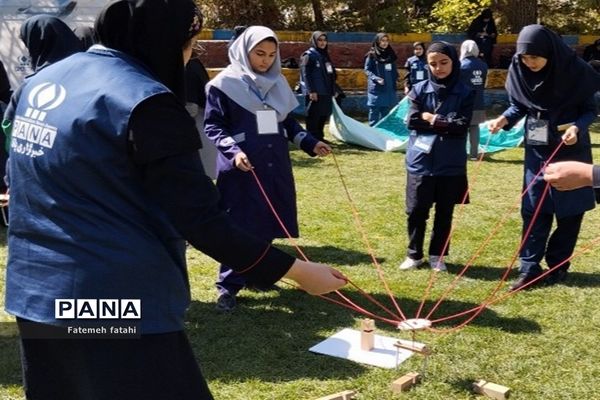 شادی و نشاط در کنار آموزش