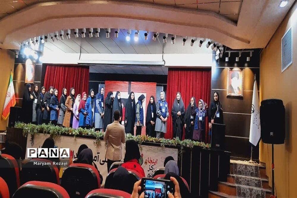 اولین روز اردوی ملی آموزش دانش‌آموز خبرنگاران خبرگزاری پانا