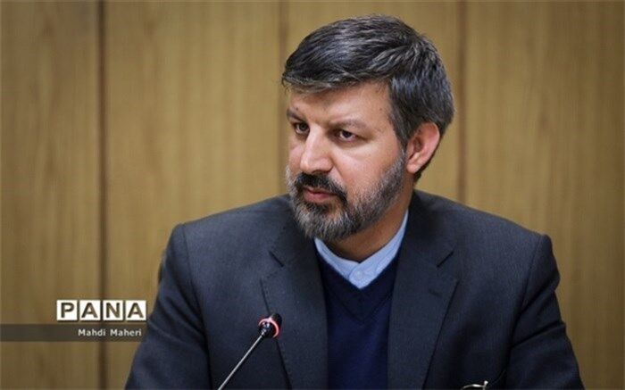 خبرنگار باید اهل مطالعه و صادق باشد