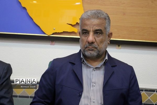 جلسه هم‌اندیشی نخبگان علمی و ورزشی و تقدیر از موکب‌داران شهرستان بوشهر