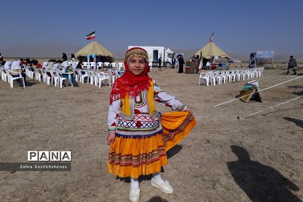 گرامیداشت هفته ملی کودک در مدارس عشایری سیار شهرستان شیروان