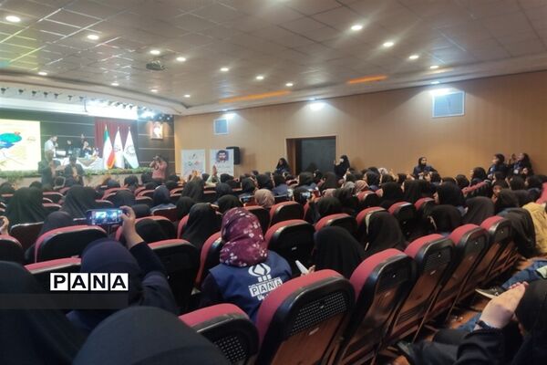 اختتامیه اولین اردوی ملی آموزش دانش‌آموز خبرنگاران سراسر کشور در تهران