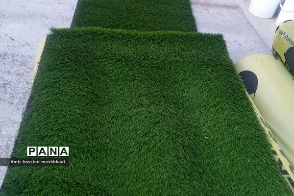 تجهیز و راه‌اندازی زمین چمن مصنوعی دبیرستان شهید بهشتی رودهن