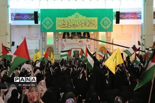 اجتماع دانشجویان دختر سراسر کشور در حرم حضرت معصومه(س)